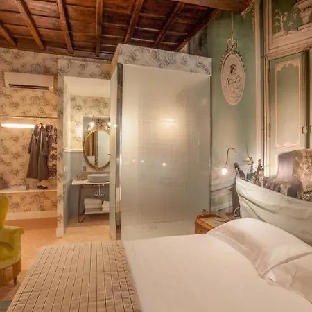 Trevi Fountain Holiday home